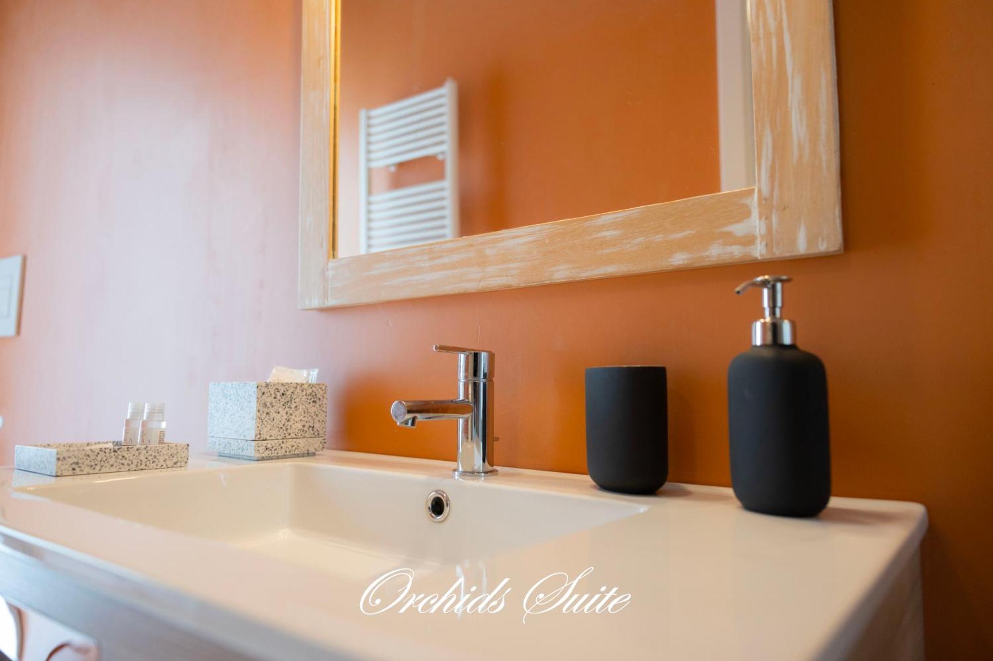 Orchids Suite Bari Exterior photo